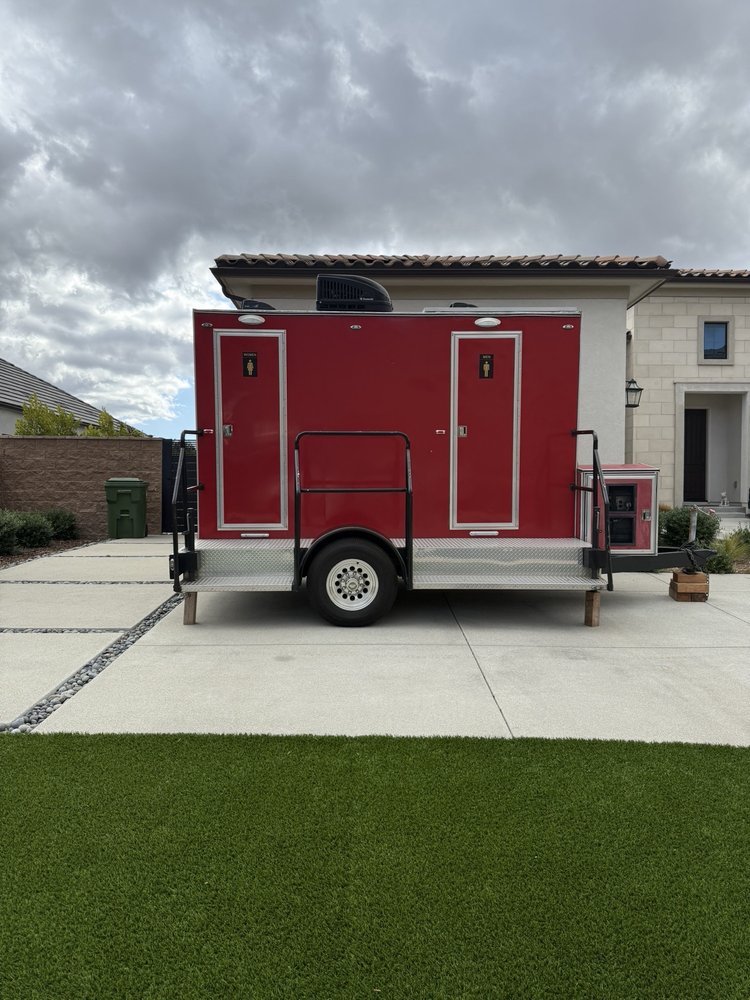 2 Station Luxury Trailer
