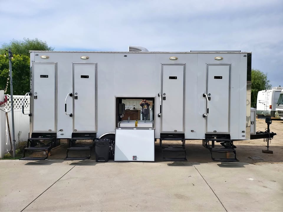 4 Station Luxury Trailer